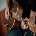 De prachtige muziek die je met een akoestische gitaar kan maken