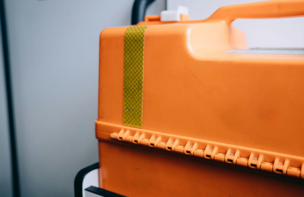 Wat is een accubak en waarom is het belangrijk?