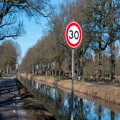 Hoeveel boete krijg je in Duitsland als je 20 km/h te hard rijdt binnen de bebouwde kom
