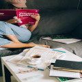 Is het gebeurd of gebeurt? Dit is het verschil uitgelegd