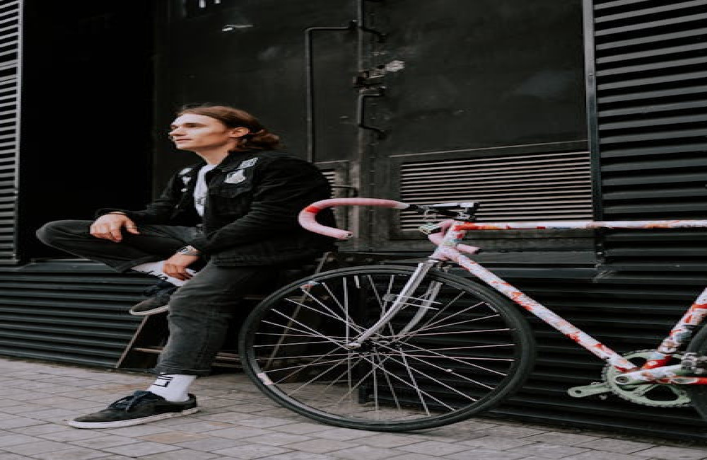 Hoe kan ik mijn fietsband oppompen zonder pomp?